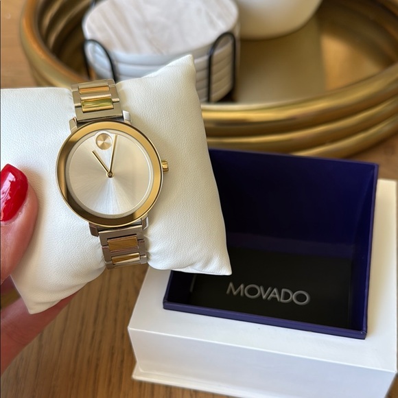 Movado Bold Bracelet Watch Two Tone 34mm - Picture 4 of 7